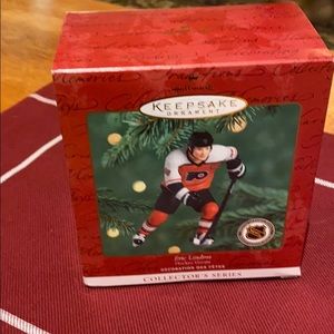 Keepsake collector’s Eric Lindros ornament or Jagr